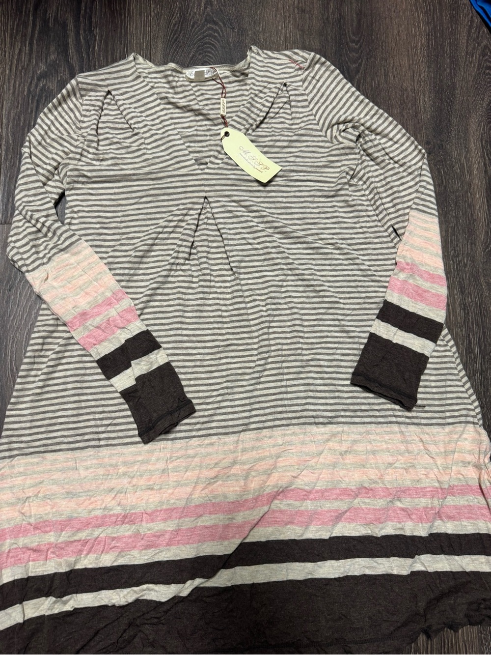 Striped Long Sleeve V-Neck Women’s Dress in Gray and Pink
